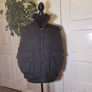 Vtg Black Padded Vest/t332